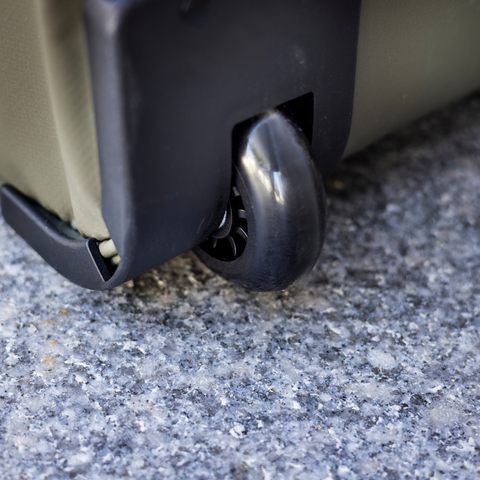 Amaroq trolley suitcase