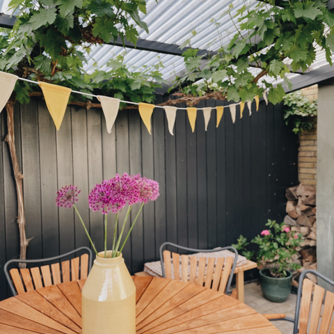 Pennant garland